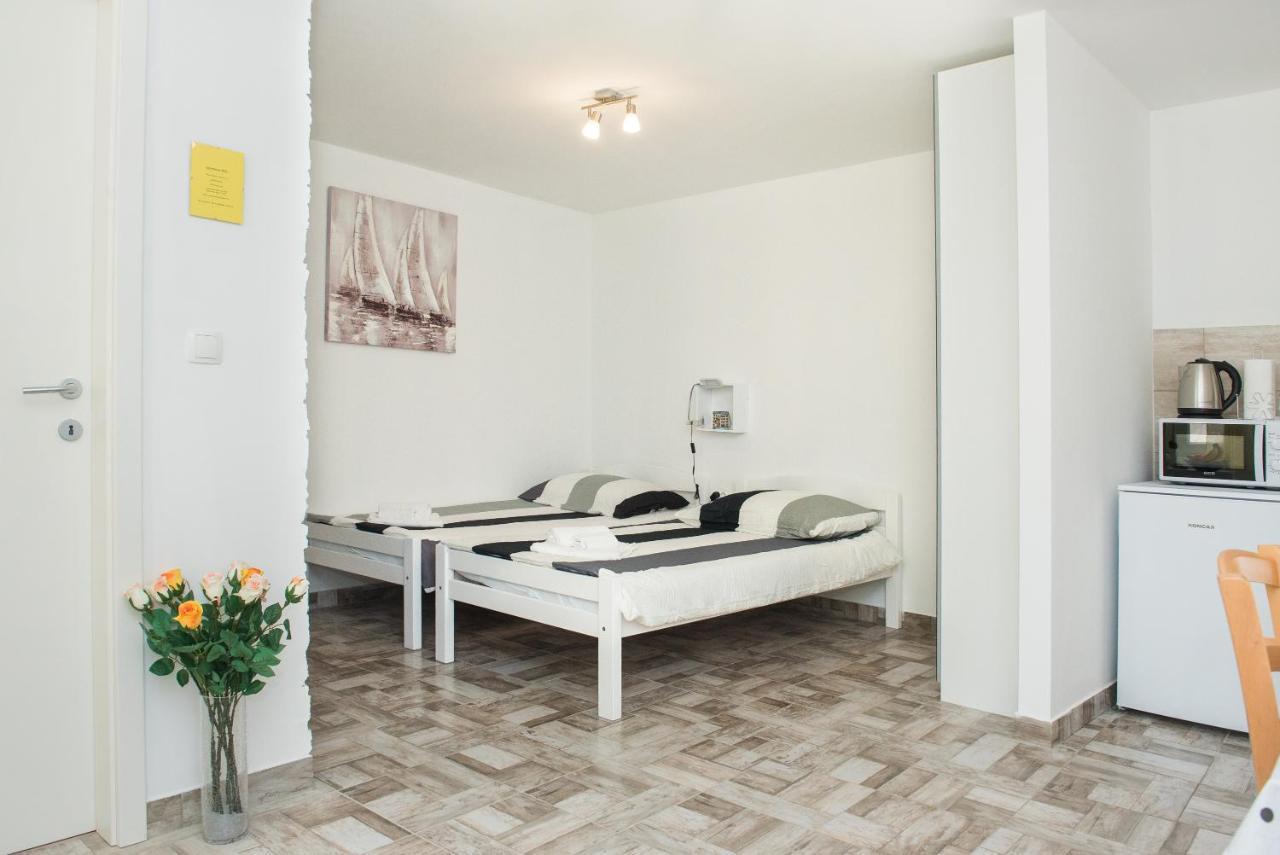 Studio Apartment Bilic Sibenik Luaran gambar
